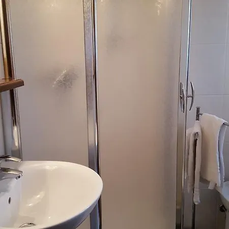 Maison Rosalp 3* ברויל-קרוויניה