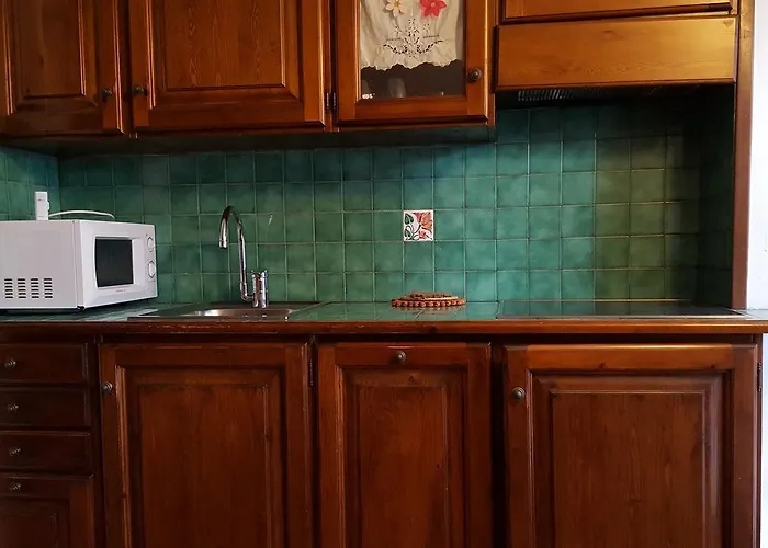 Hotel apartamentowy Maison Rosalp 3*